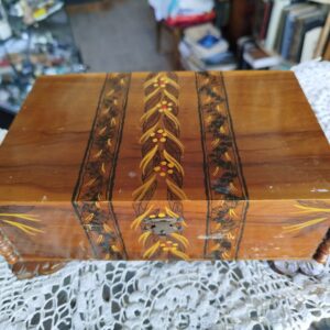 Музыкальная шкатулка.