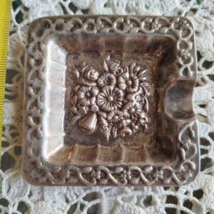 Пепельница