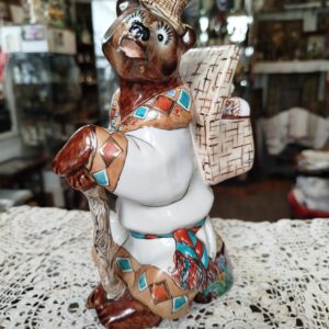 Фарфоровая фигурка Маша и медведь