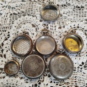 Лот часовых корпусов