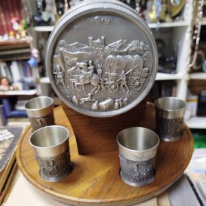 Коньячный набор (Бочонок со стопками)
